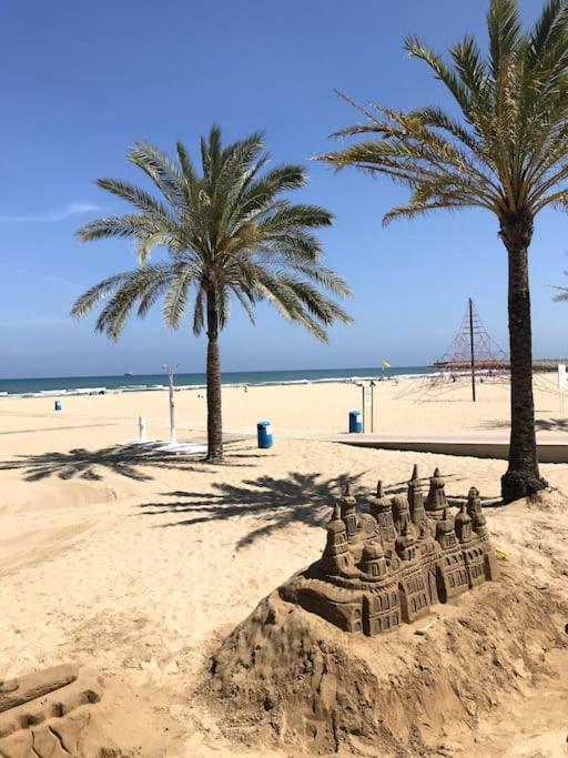 Lovely Family Apartment 2 Min. From The Beach Playa de Gandia Esterno foto