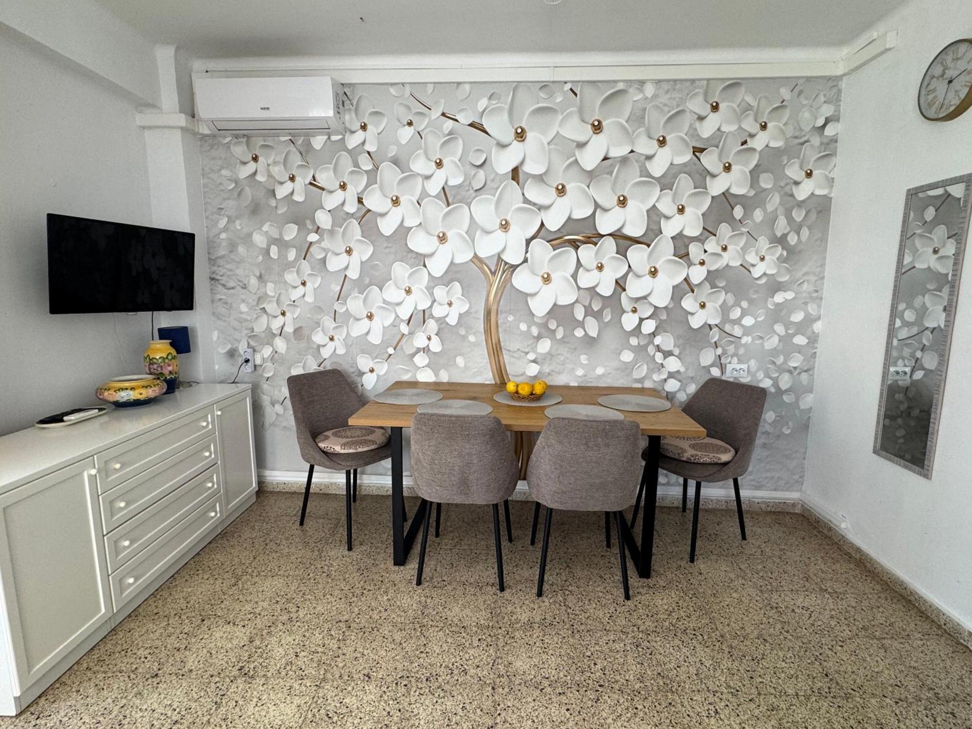Lovely Family Apartment 2 Min. From The Beach Playa de Gandia Esterno foto