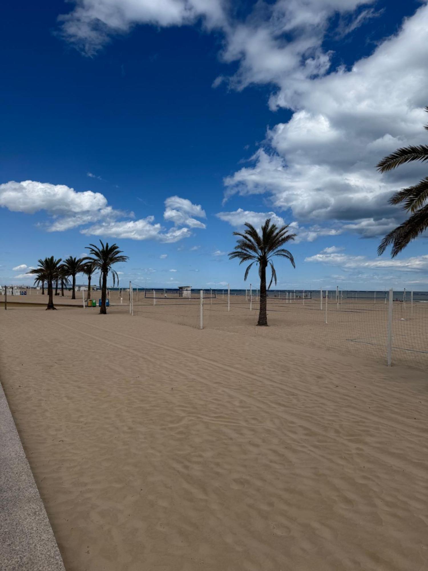 Lovely Family Apartment 2 Min. From The Beach Playa de Gandia Esterno foto
